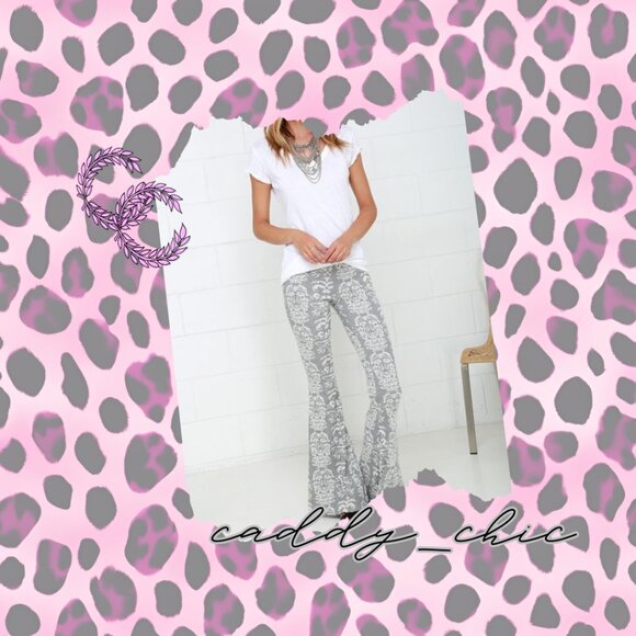 NWT O'Neill Maisey Grey Print Flare Pants - Size Large - '70s-Inspired T… - Picture 1 of 10